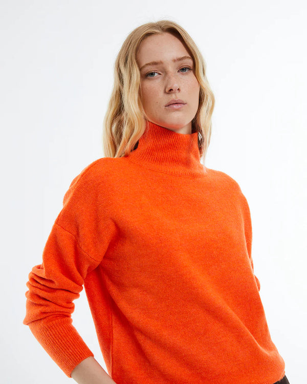 Andam - Womens Sweater