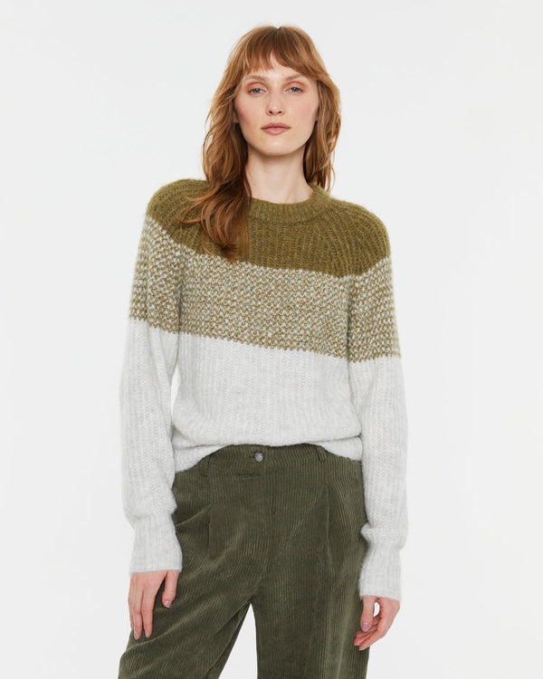 ANDAMRound Neck Sweater - Khaki