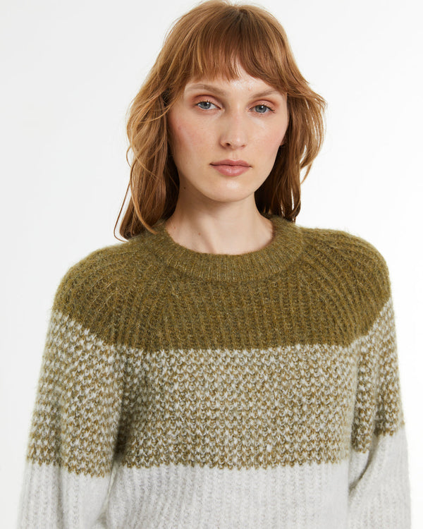 ANDAMRound Neck Sweater - Khaki